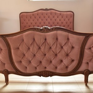 Łóżko w stylu Ludwik XV, antyki
