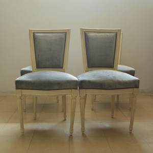 Krzesła w stylu Ludwik XVI